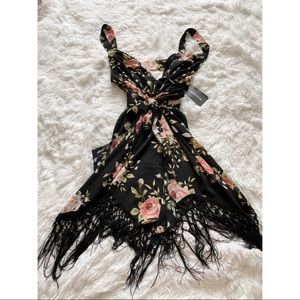 PrettyLittleThing Floral Midi Dress